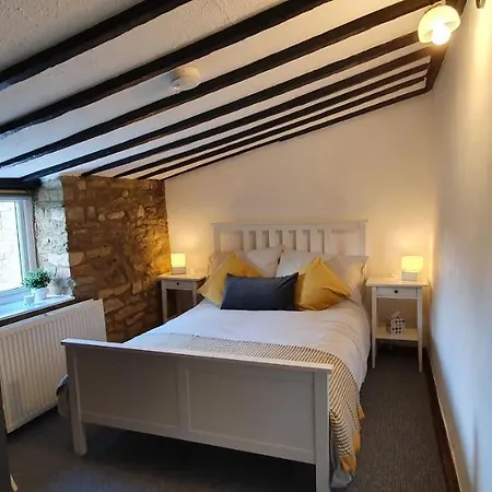 Quirky Cottage - Dogs Welcome Corsham Exterior photo