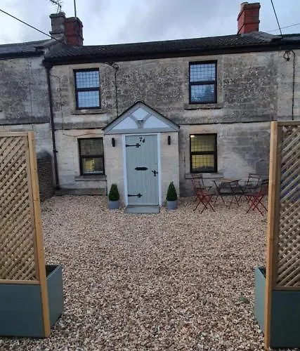 Quirky Cottage - Dogs Welcome
